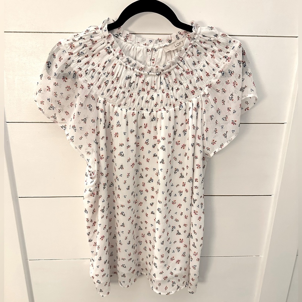 LOFT Women's Floral White Top
